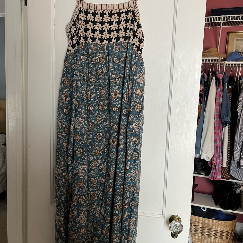 NATURAL LIFE Floral Maxi dress in Blue and Black